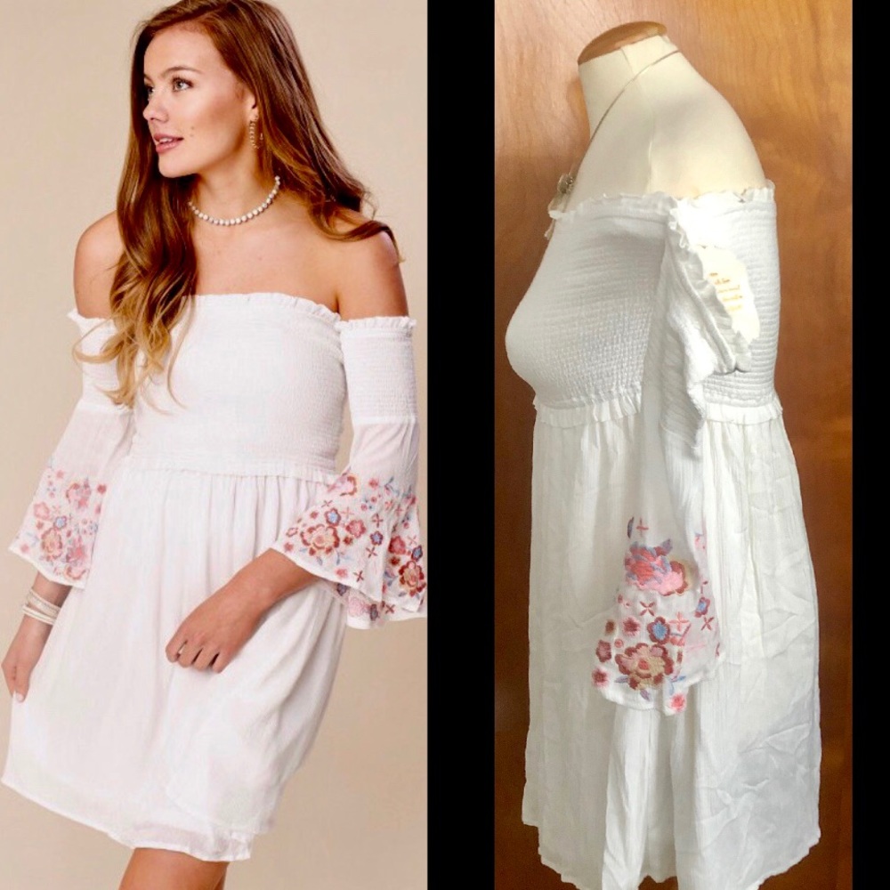 FLORAL EMBROIDERED OFF SHOULDER BELL SLEEVE DRESS - Picture 4 of 8